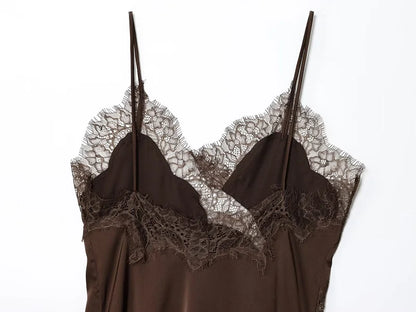 Vestido de Satén Negro con Encaje
