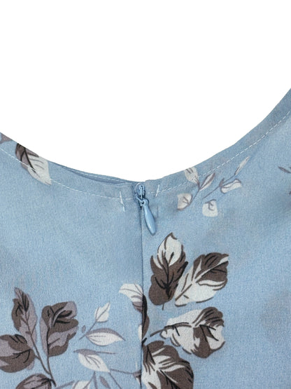 Vestido halter floral con abertura alta