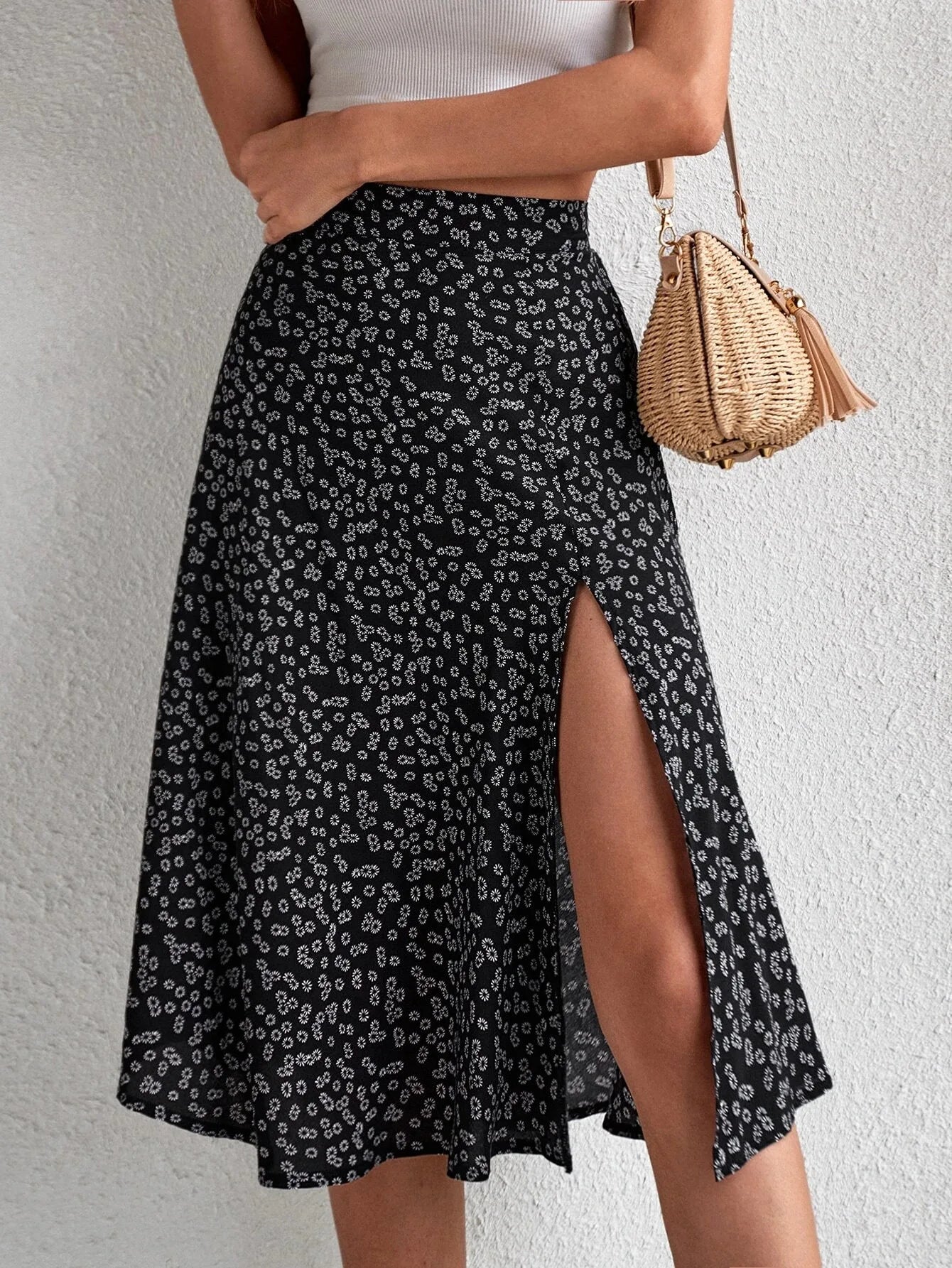Falda evasé floral con cremallera y abertura