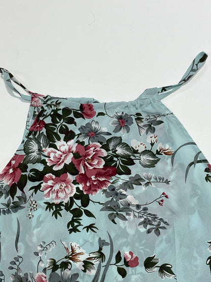 Vestido halter floral con abertura alta