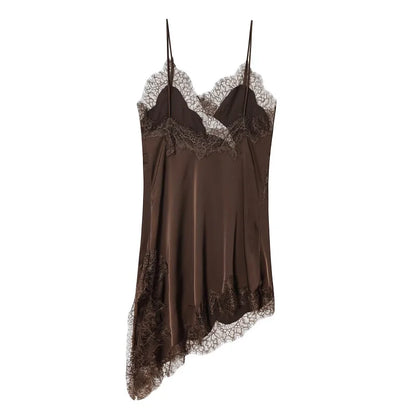 Vestido de Satén Negro con Encaje