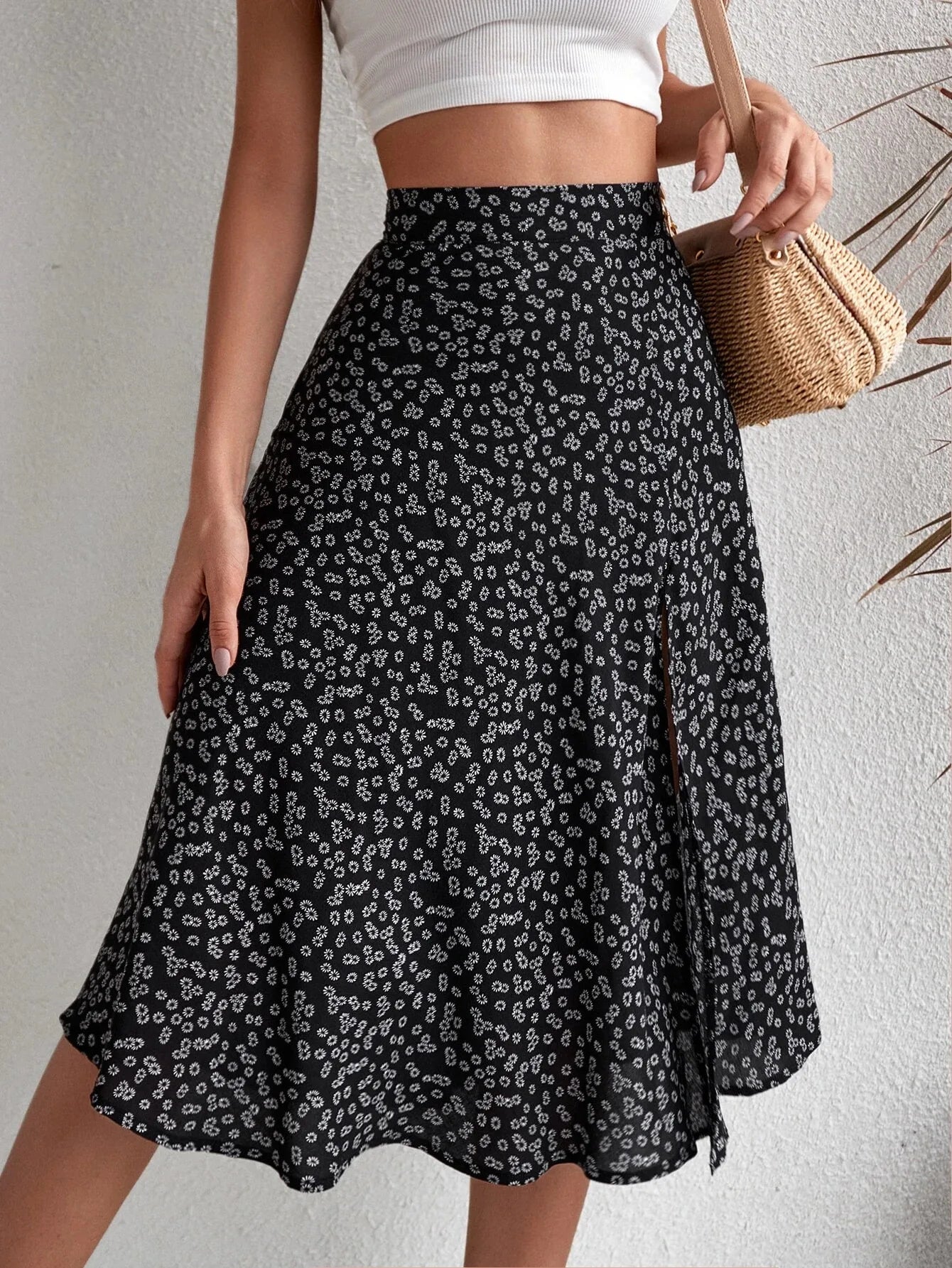 Falda evasé floral con cremallera y abertura