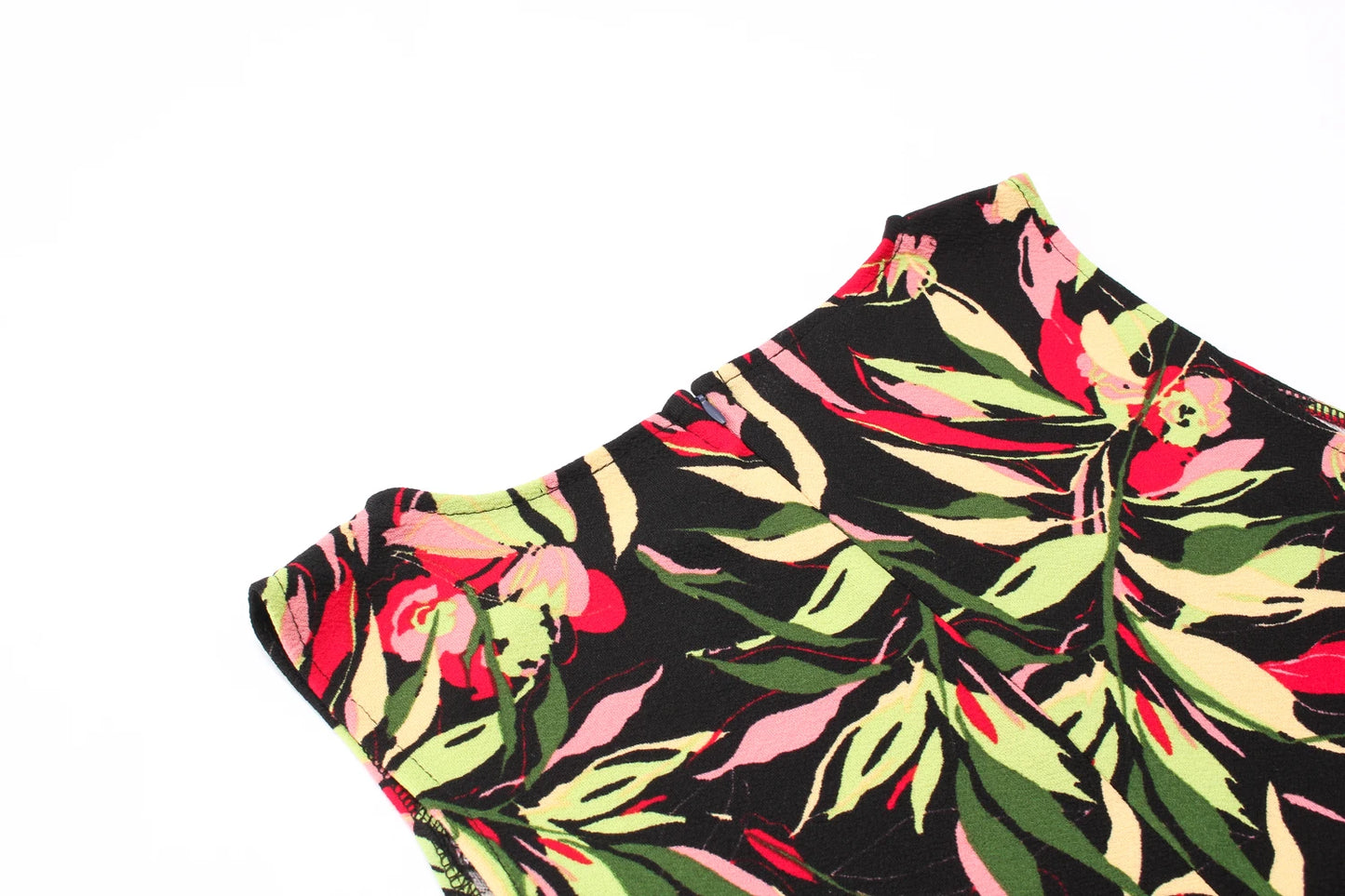 Vestido floral vintage de vuelo amplio — estilo años 50